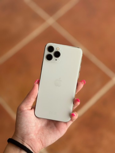 Apple iphone pro 256 - 11,
